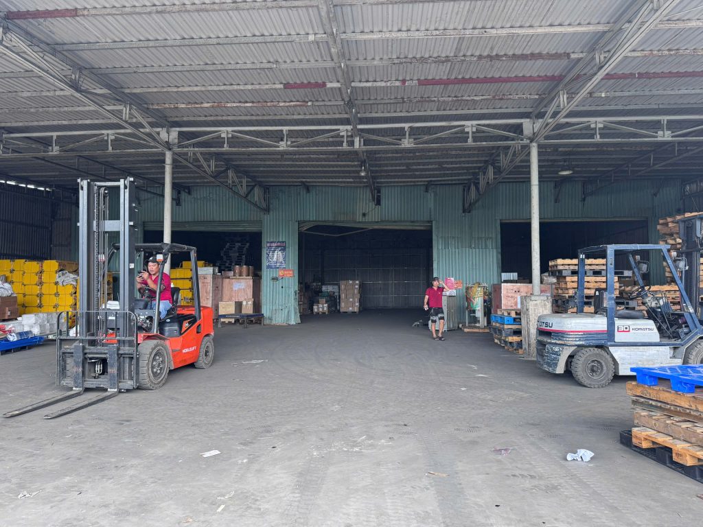 Kho Bãi Lưu Trữ Hàng Hóa Cao Ráo, Có Camera 24/7